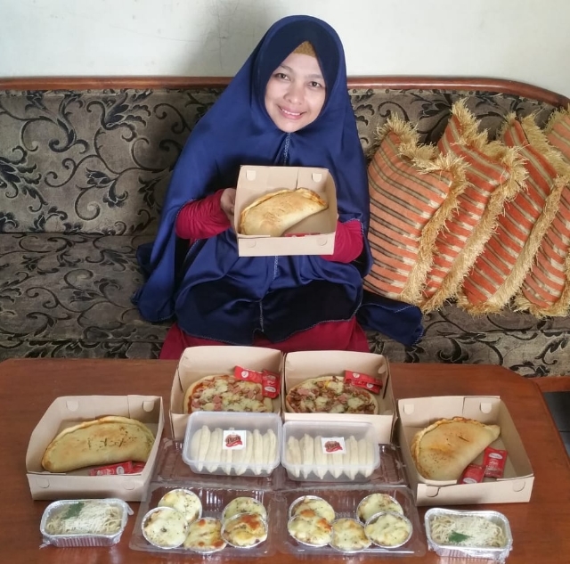 Pizza Homemade Inspirasi Puri Hadirkan Pizzy Pastry